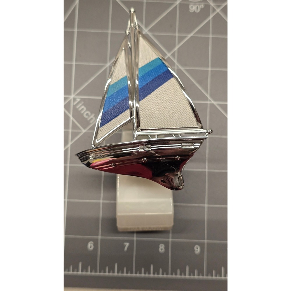 Bath & Body Works Wallflowers Sailboat Nautical Chrome Fragrance Plug Diffuser